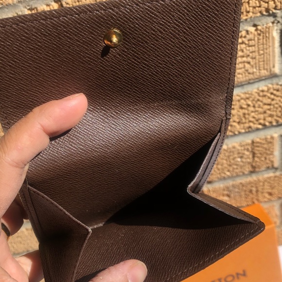 Authentic Louis Vuitton Bi-fold with coin wallet DE - Picture 7 of 13